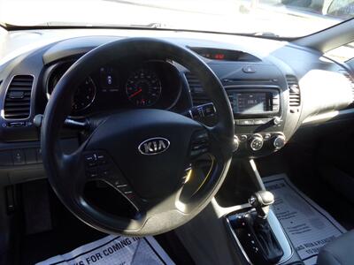 2018 Kia Forte LX   - Photo 9 - Uncasville, CT 06382