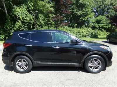 2017 Hyundai SANTA FE Sport 2.4L - Photo 8 - Groton, CT 06340