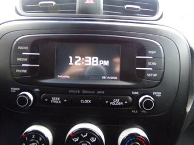 2016 Kia Soul EX Plus   - Photo 15 - Uncasville, CT 06382