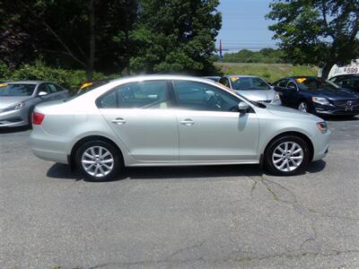 2012 Volkswagen Jetta SE PZEV   - Photo 2 - Manchester, CT 06040