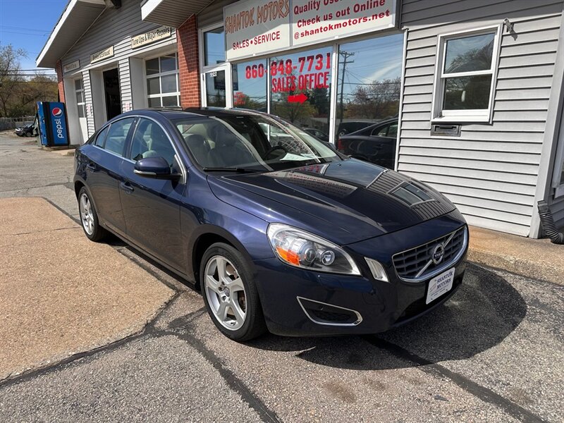 2013 Volvo S60 T5 Premier   - Photo 1 - Uncasville, CT 06382