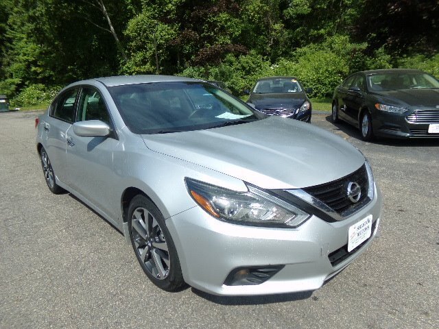 2017 Nissan Altima 2.5 SR   - Photo 1 - Groton, CT 06340