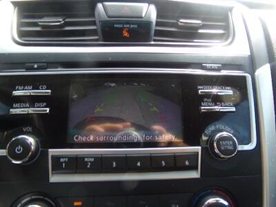 2017 Nissan Altima 2.5 SR - Photo 16 - Groton, CT 06340