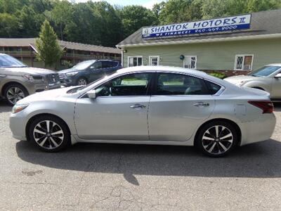 2017 Nissan Altima 2.5 SR - Photo 4 - Groton, CT 06340