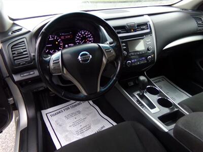 2013 Nissan Altima 2.5 SV - Photo 9 - Groton, CT 06340