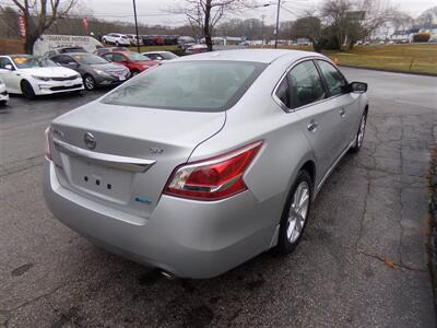 2013 Nissan Altima 2.5 SV - Photo 7 - Groton, CT 06340