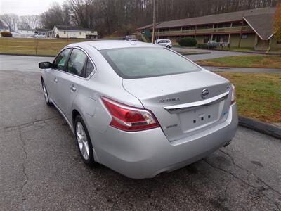 2013 Nissan Altima 2.5 SV - Photo 5 - Groton, CT 06340