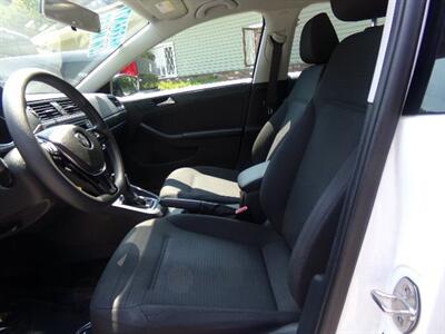 2016 Volkswagen Jetta 1.4T S - Photo 10 - Uncasville, CT 06382