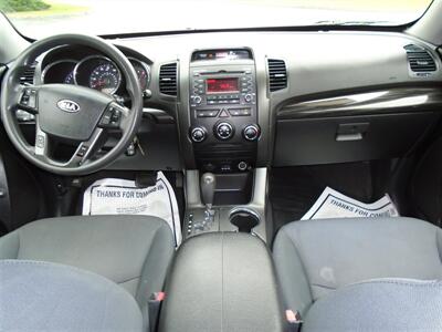 2013 Kia Sorento LX   - Photo 24 - Groton, CT 06340