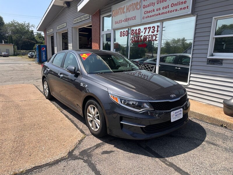 2017 Kia Optima LX  