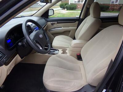 2012 Hyundai SANTA FE GLS   - Photo 10 - Groton, CT 06340