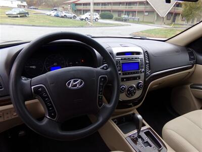 2012 Hyundai SANTA FE GLS   - Photo 9 - Groton, CT 06340