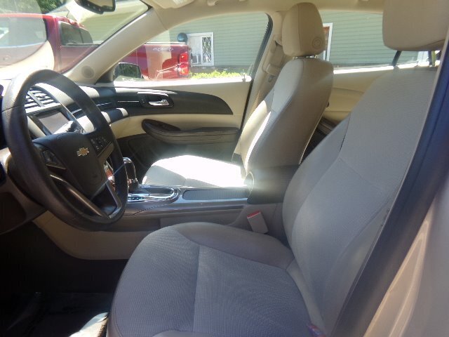 2013 Chevrolet Malibu LT - Photo 10 - Groton, CT 06340