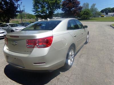 2013 Chevrolet Malibu LT - Photo 7 - Uncasville, CT 06382