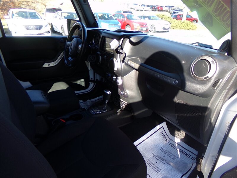 2014 Jeep Wrangler Sport - Photo 11 - Groton, CT 06340