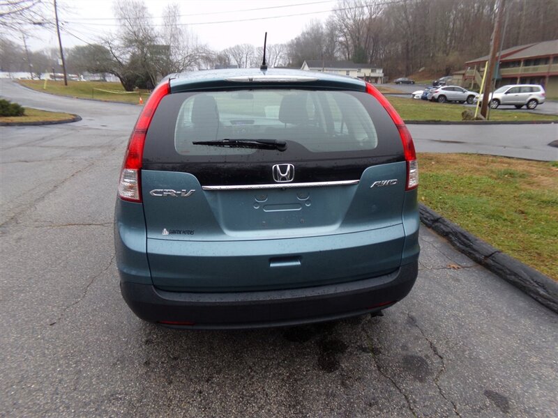 2014 Honda CR-V LX photo 4