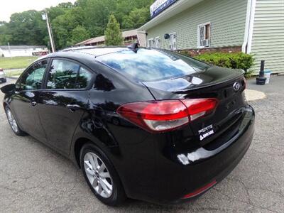 2017 Kia Forte S - Photo 5 - Groton, CT 06340