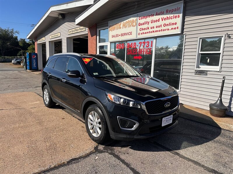 2016 Kia Sorento LX - Photo 1 - Uncasville, CT 06382