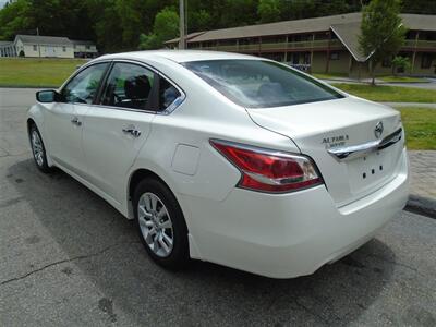 2015 Nissan Altima 2.5 S   - Photo 5 - Groton, CT 06340