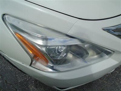 2015 Nissan Altima 2.5 S   - Photo 9 - Groton, CT 06340