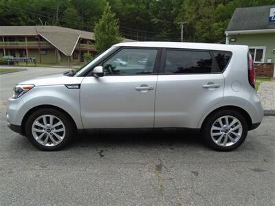 2018 Kia Soul +   - Photo 4 - Uncasville, CT 06382