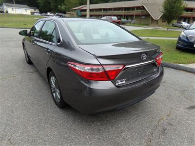 2017 Toyota Camry LE - Photo 5 - Uncasville, CT 06382