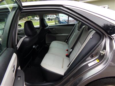 2017 Toyota Camry LE - Photo 11 - Uncasville, CT 06382
