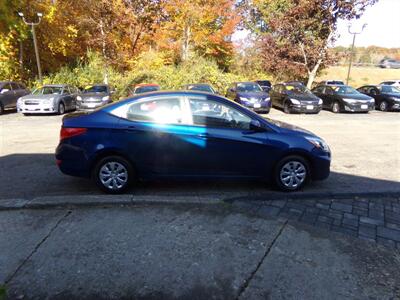 2015 Hyundai ACCENT GLS   - Photo 8 - Uncasville, CT 06382