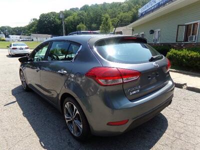 2016 Kia Forte5 EX - Photo 5 - Uncasville, CT 06382