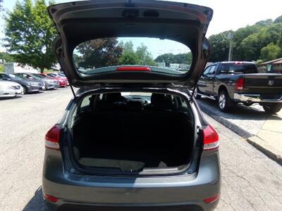 2016 Kia Forte5 EX - Photo 9 - Uncasville, CT 06382