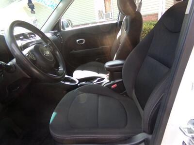 2016 Kia Soul - Photo 13 - Uncasville, CT 06382
