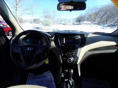 2017 Hyundai SANTA FE Sport 2.4L   - Photo 10 - Uncasville, CT 06382