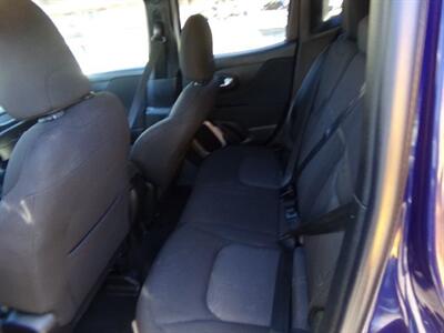 2017 Jeep Renegade Altitude   - Photo 11 - Groton, CT 06340