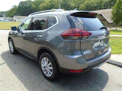 2019 Nissan Rogue SV   - Photo 5 - Uncasville, CT 06382