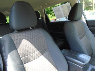 2019 Nissan Rogue SV   - Photo 21 - Uncasville, CT 06382