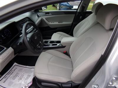 2015 Hyundai SONATA SE   - Photo 10 - Uncasville, CT 06382