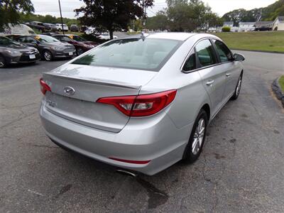 2015 Hyundai SONATA SE   - Photo 7 - Uncasville, CT 06382