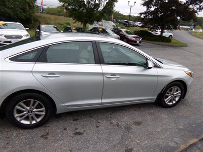 2015 Hyundai SONATA SE   - Photo 8 - Uncasville, CT 06382
