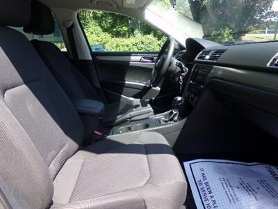 2015 Volkswagen Passat 1.8T Wolfsburg Editi - Photo 11 - Groton, CT 06340