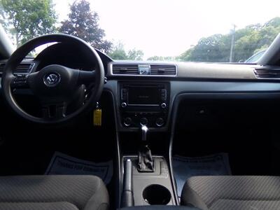 2015 Volkswagen Passat 1.8T Wolfsburg Editi - Photo 14 - Groton, CT 06340
