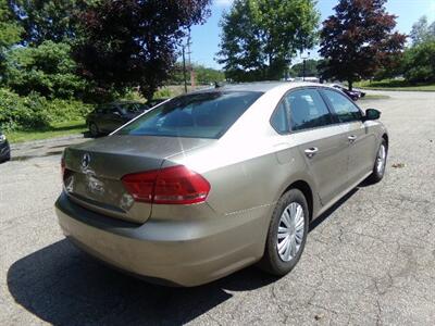 2015 Volkswagen Passat 1.8T Wolfsburg Editi - Photo 7 - Groton, CT 06340