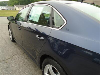 2014 Volkswagen Passat 1.8T Wolfsburg Editi   - Photo 15 - Uncasville, CT 06382