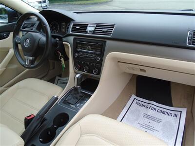 2014 Volkswagen Passat 1.8T Wolfsburg Editi   - Photo 22 - Uncasville, CT 06382