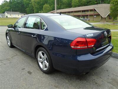 2014 Volkswagen Passat 1.8T Wolfsburg Editi   - Photo 5 - Uncasville, CT 06382