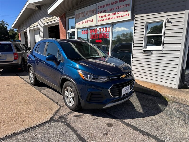 2020 Chevrolet Trax LT   - Photo 1 - Uncasville, CT 06382