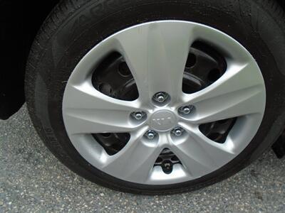 2016 Kia Forte5 LX Plus   - Photo 25 - Groton, CT 06340