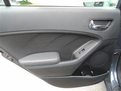2016 Kia Forte5 LX Plus   - Photo 18 - Groton, CT 06340
