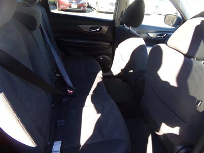 2016 Nissan Rogue SV   - Photo 12 - Uncasville, CT 06382