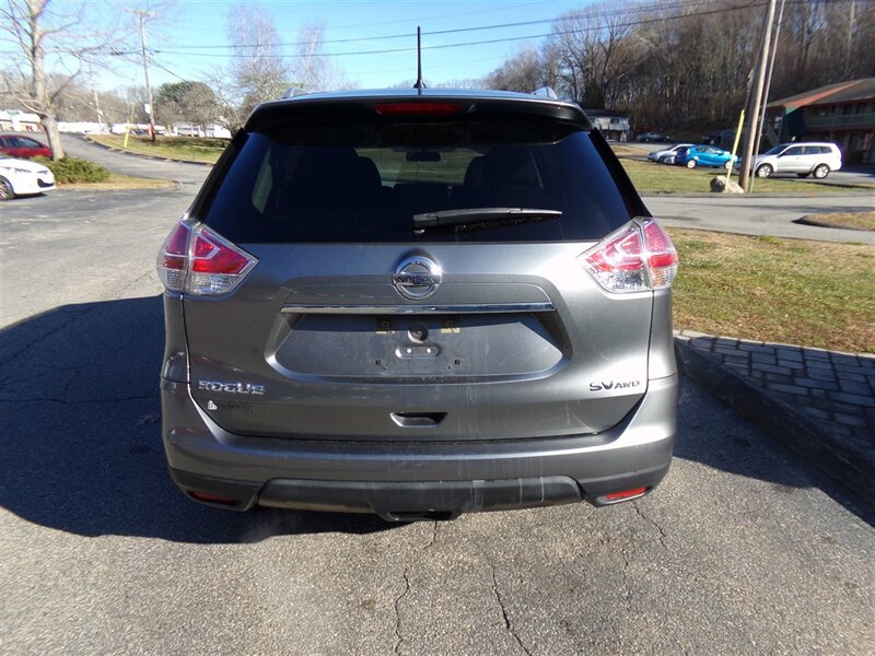 2016 Nissan Rogue SV - Photo 6 - Uncasville, CT 06382