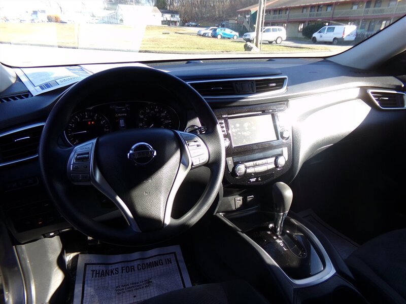 2016 Nissan Rogue SV - Photo 9 - Uncasville, CT 06382